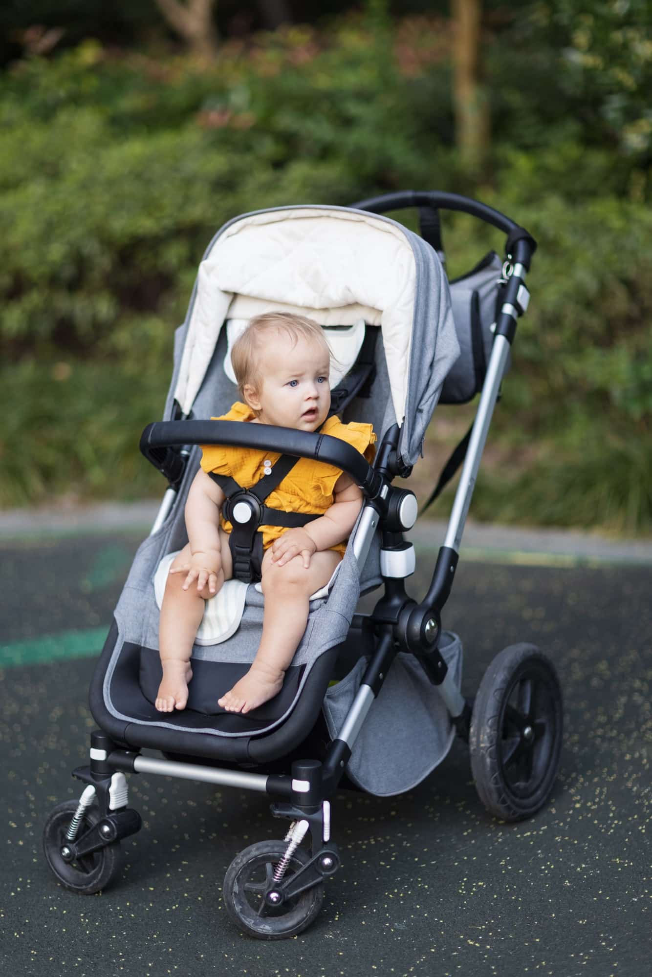 Poussette canne comment choisir le modèle adapté pour enfant